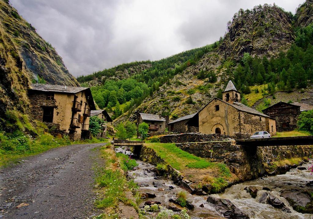 Apartaments Sort Pirineus Luaran gambar